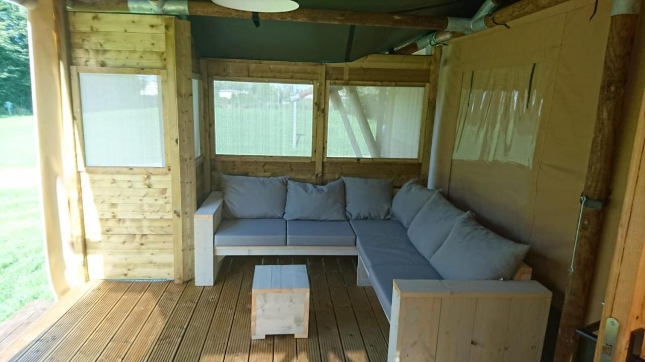 Camping Yn'E Lijte 赫劳 外观 照片